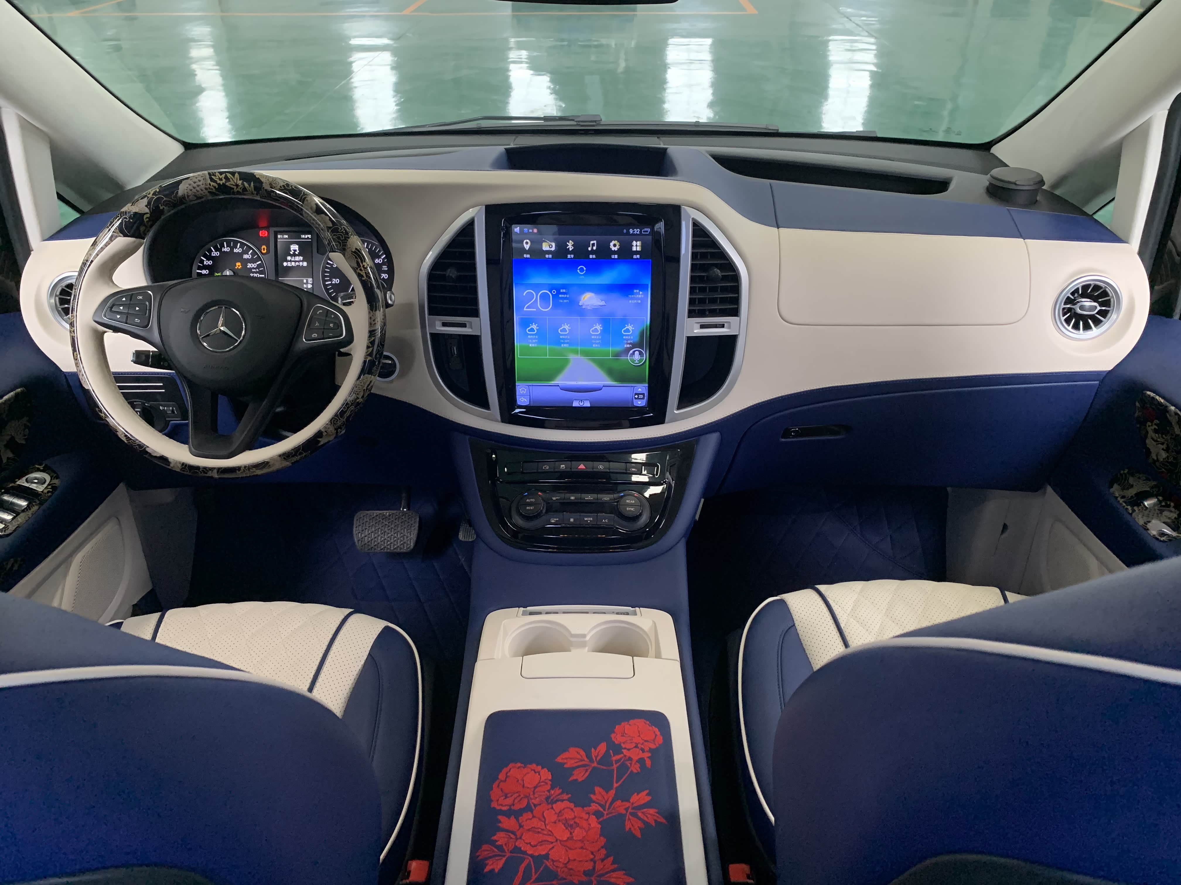 四川成都奔驰威霆高顶全隔断六座商务范儿分享