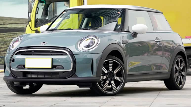 27.38万！体验23款MINI：全进口设计，油耗6L，可爱复古_车家号_发现车生活_汽车之家