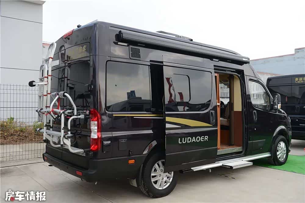 这款20万级房车不一般比亚迪48v电路空调随便开c2本就能驾驶