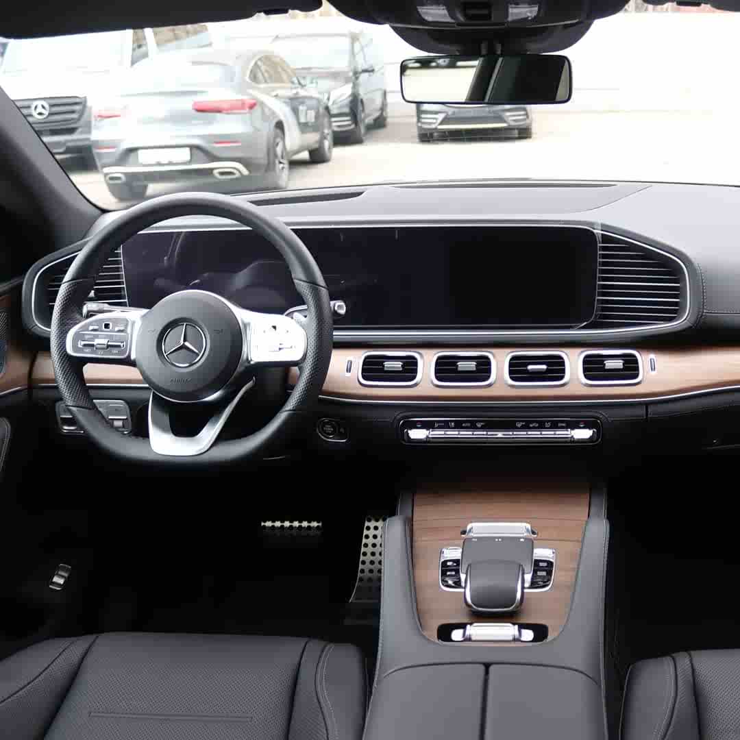 全新奔驰gle coupe海外实车 动感溜背设计/内饰豪华科技