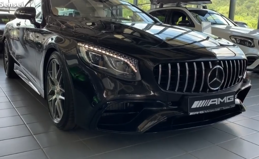 外观展示分析,2019款 奔驰 amg s63 cabriolet