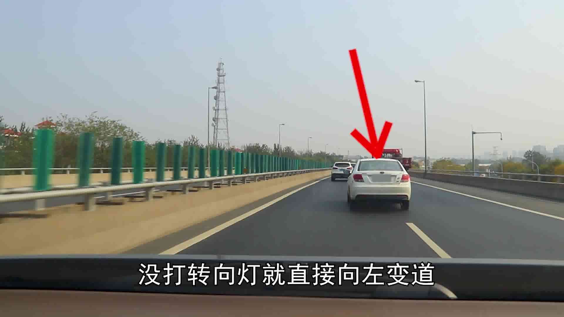 高速公路被加塞 安全车距成奢望 匀速跟行算龟速吗 车家号 发现车生活 汽车之家