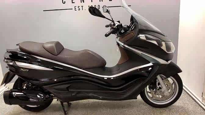 车型鉴赏,实拍比亚乔大踏板x10,感觉怎样