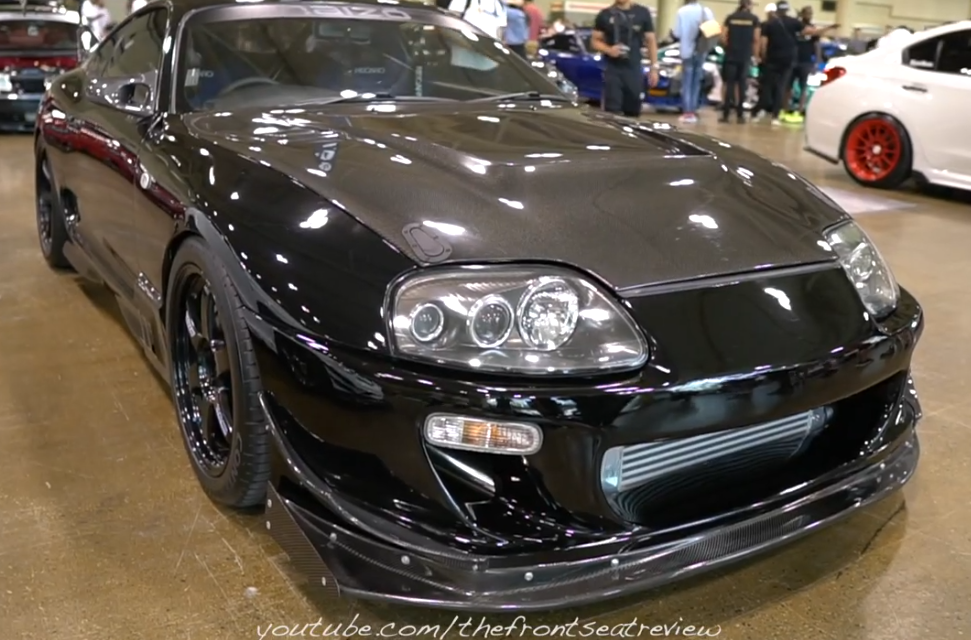 经典丰田supra改装后风韵犹存!