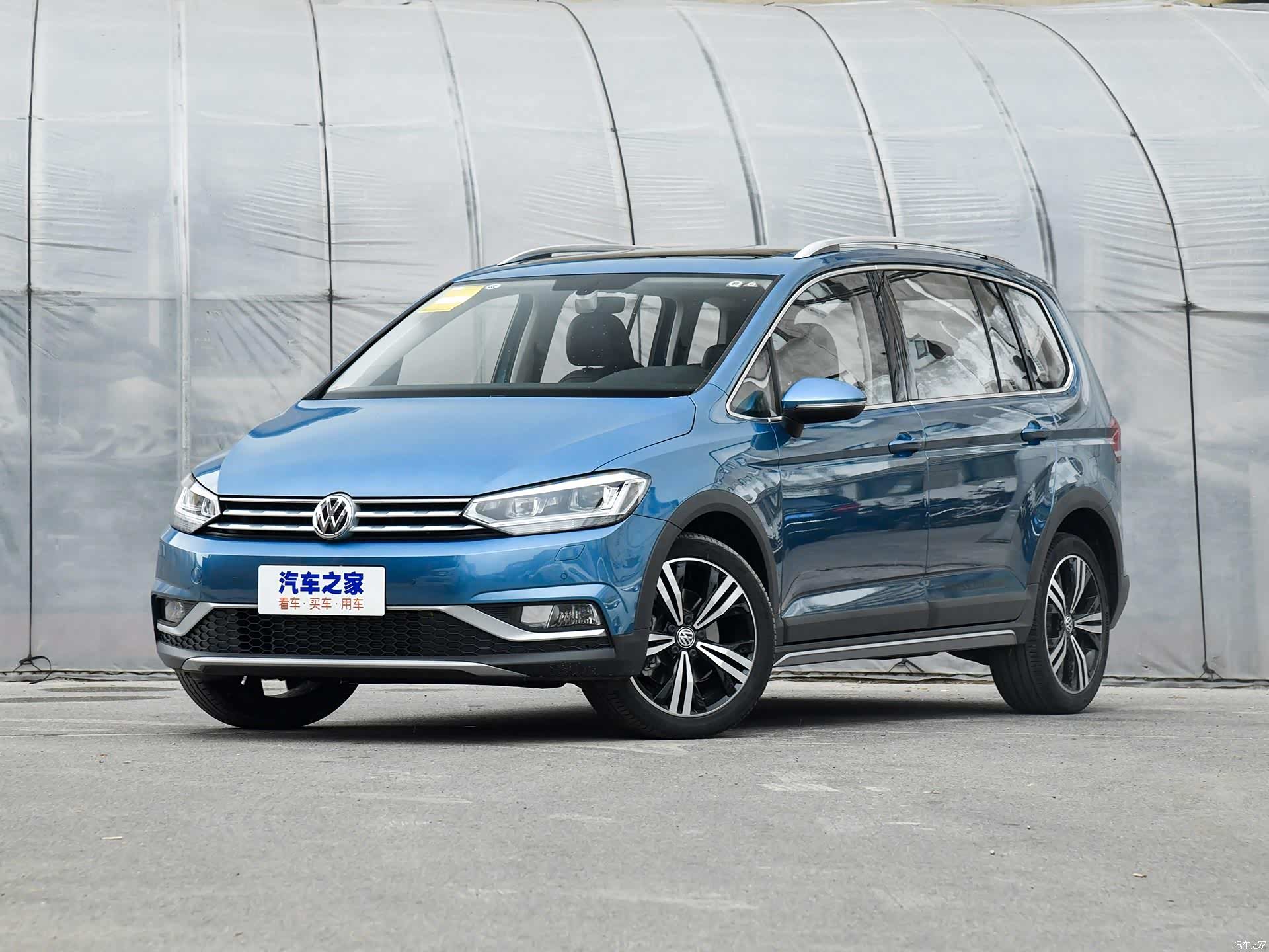 2021款 大众途安l正式上市了,共推出6款车型,售价区间为15.18-19.