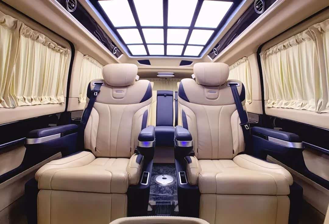 奔驰大七座包厢!_车家号_发现车生活_汽车之家