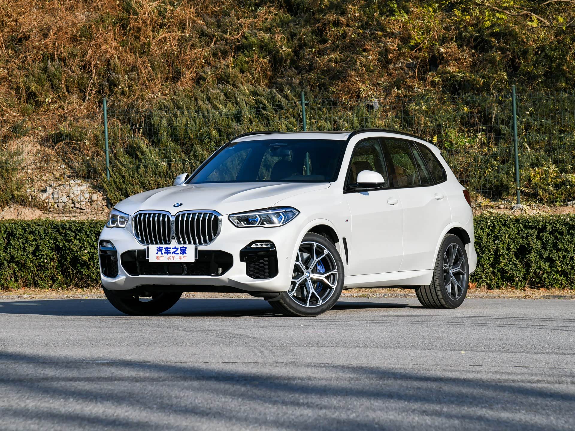 买它!买它!宝马x5有颜又低调!