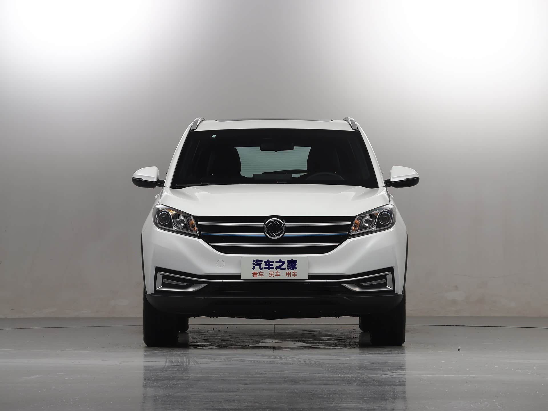 东风风光e3,简洁的设计风格,具有很高的辨识度