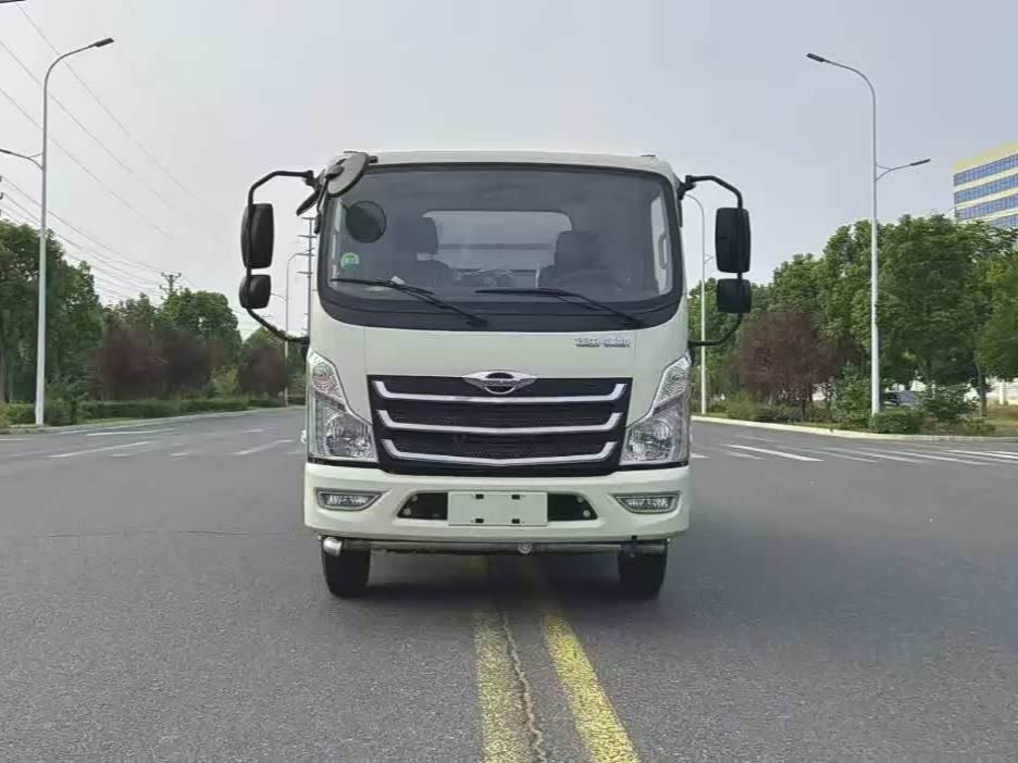 福田领航 M5 蓝牌抑尘车:城市降尘的得力助手_车家号_发现车生活_汽车之家