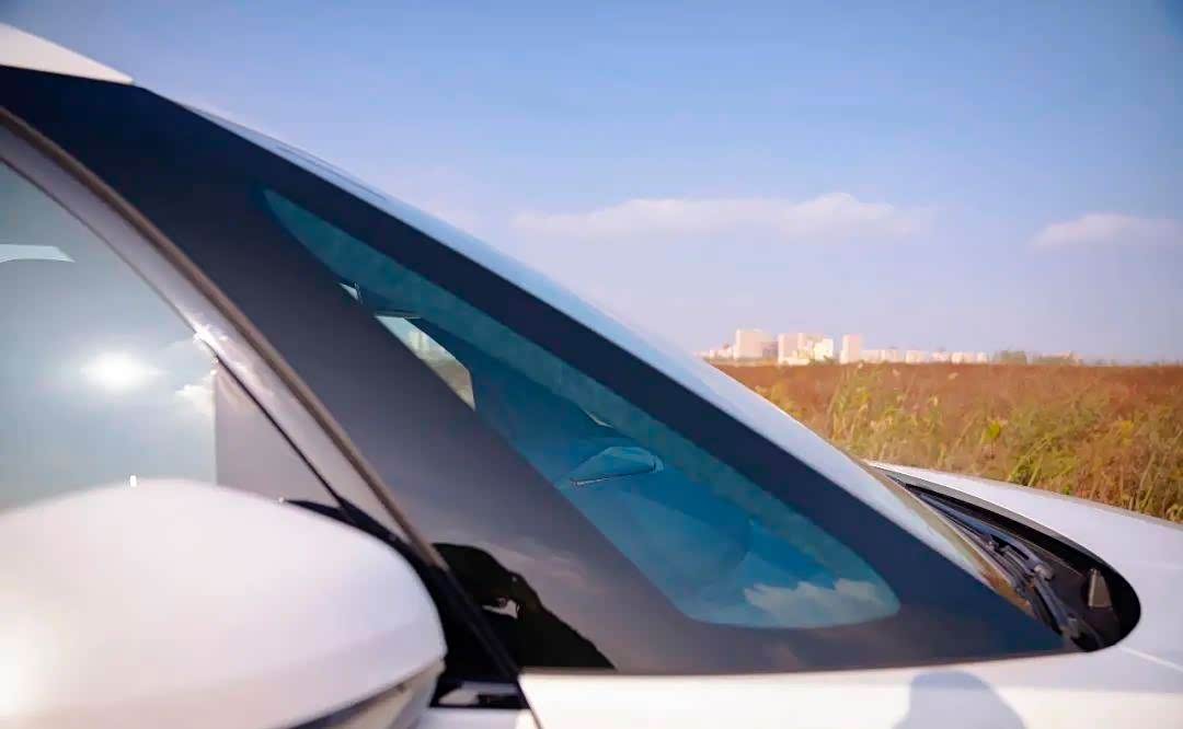 极氪009追尾大货车，这A柱强度不科学！_车家号_发现车生活_汽车之家
