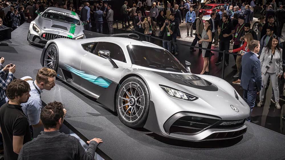 1.6t的奔驰超跑,却拥有1200匹马力