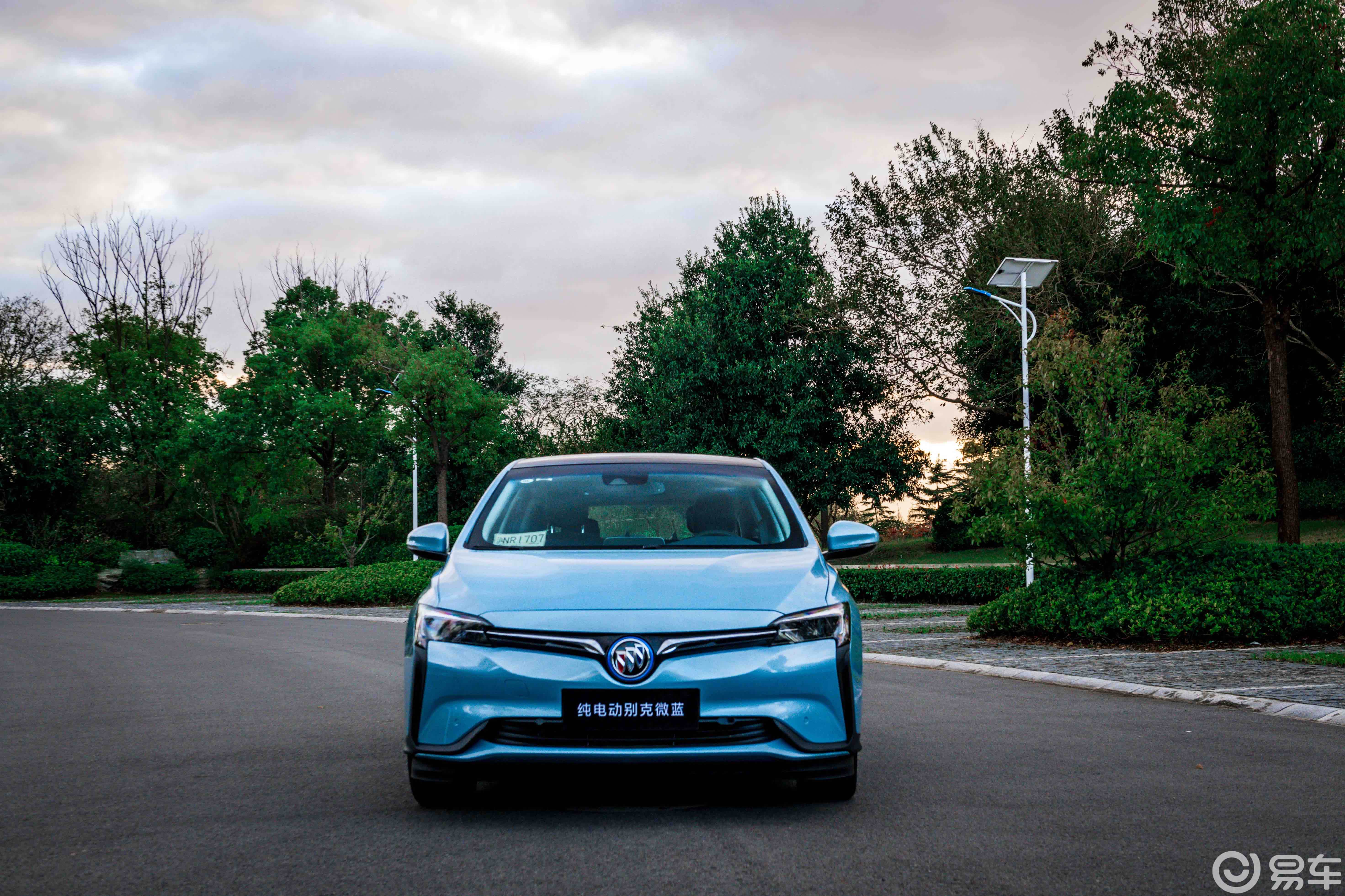 别克微蓝410km版:一款能媲美燃油车的电动车