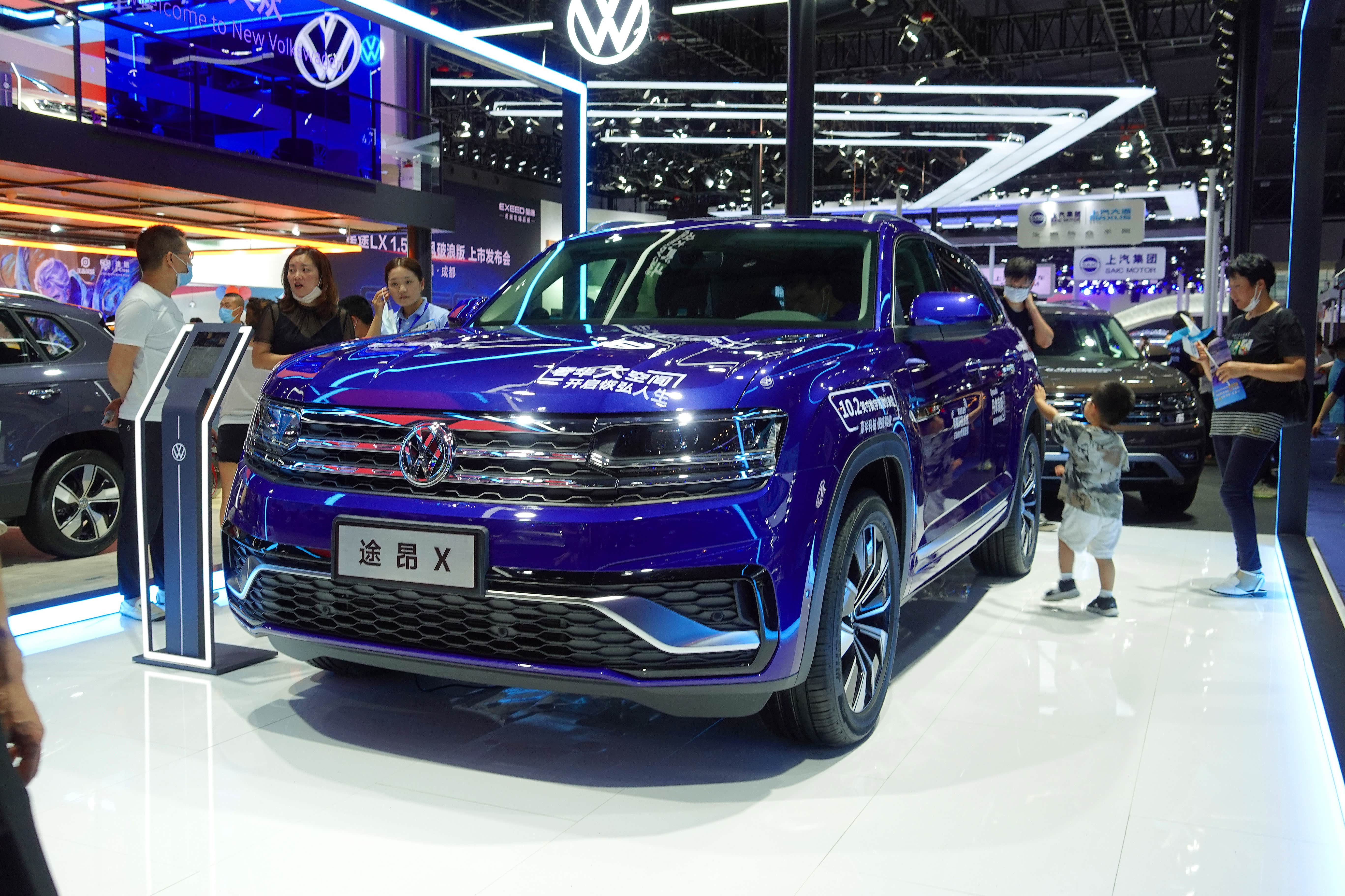 成都车展体验一台不甘平庸的大众suv-上汽大众途昂x!