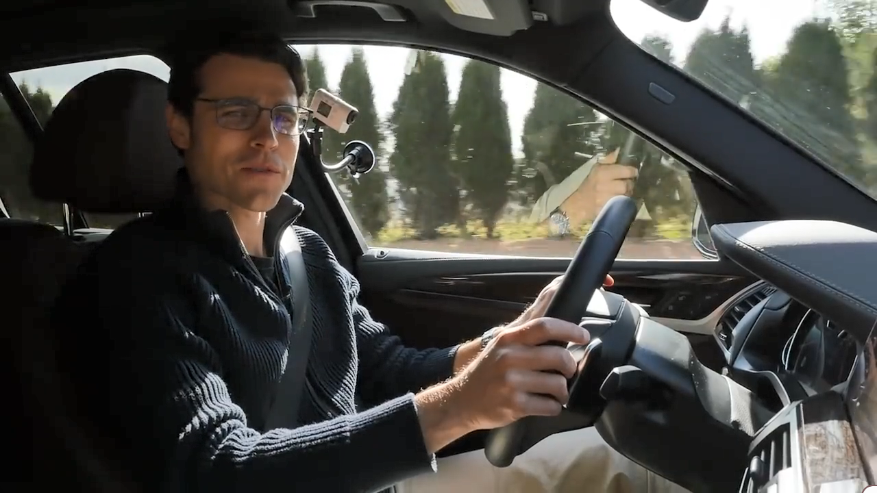 外国人谈论试驾宝马x3 30i xdrive的驾驶感受!