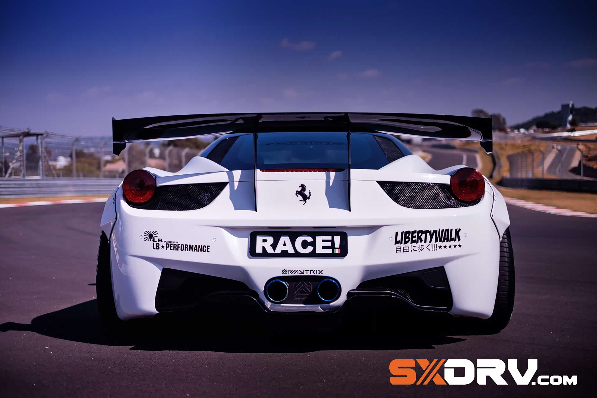 lbwk宽体法拉利458搭配超跑御用armytrix钛合金排气