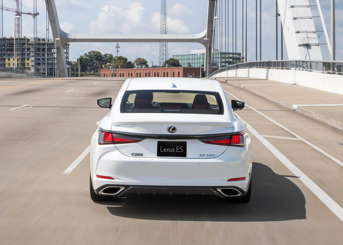 雷克萨斯es凭什么还敢涨价?