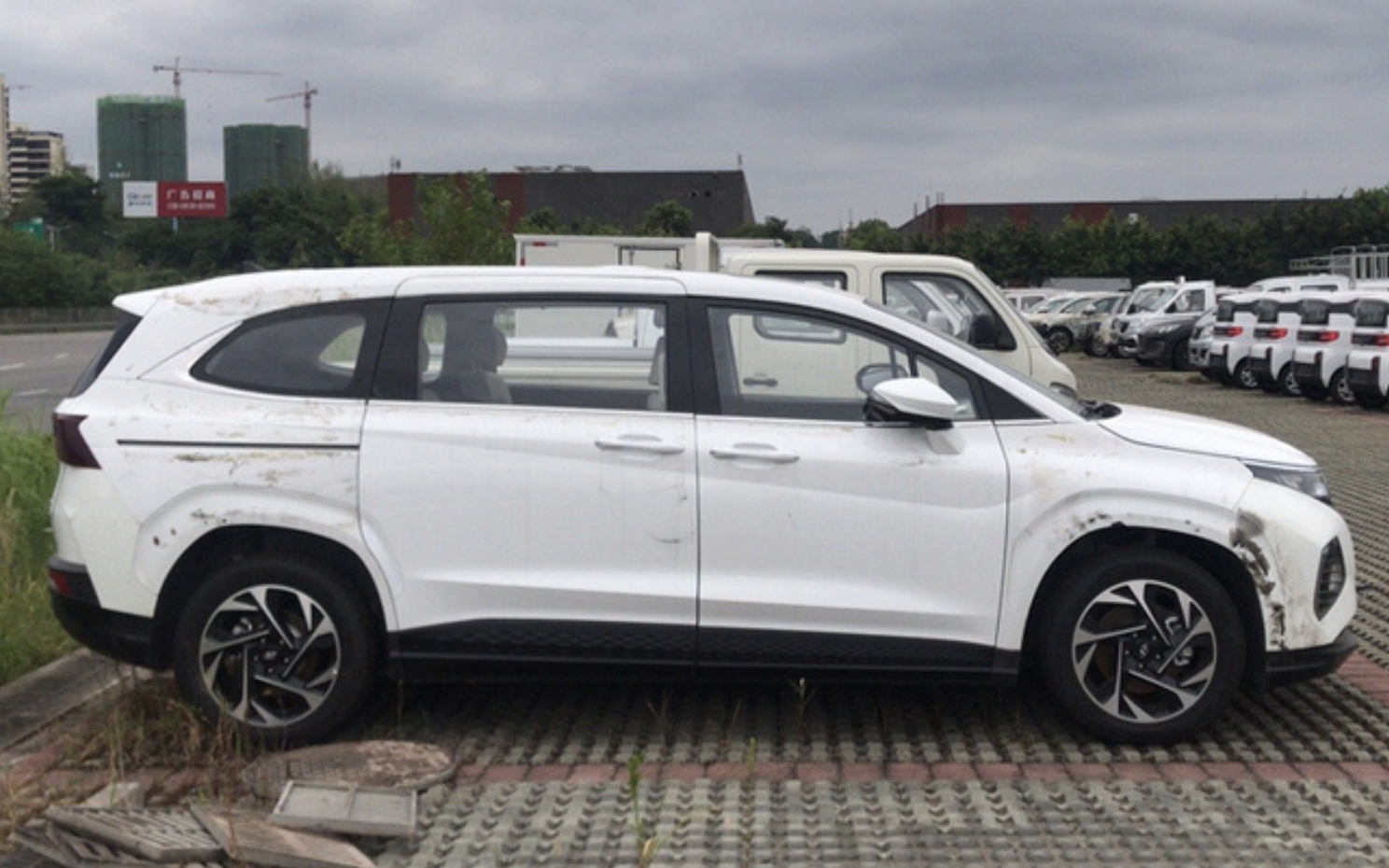 车型更加全面 北京现代全新mpv custo将国产