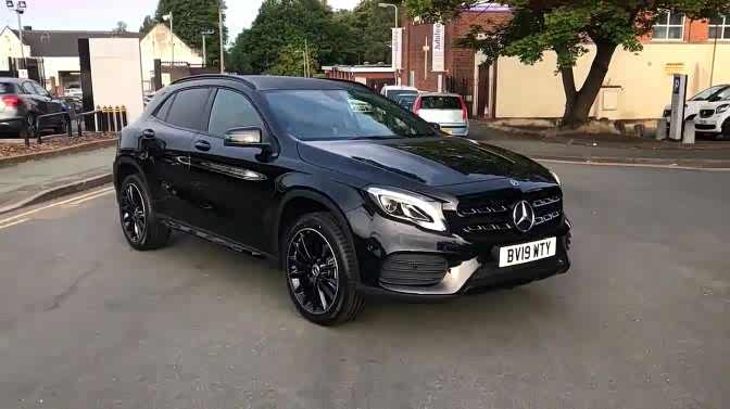 这是一辆suv真不是小钢炮,实拍黑色奔驰gla