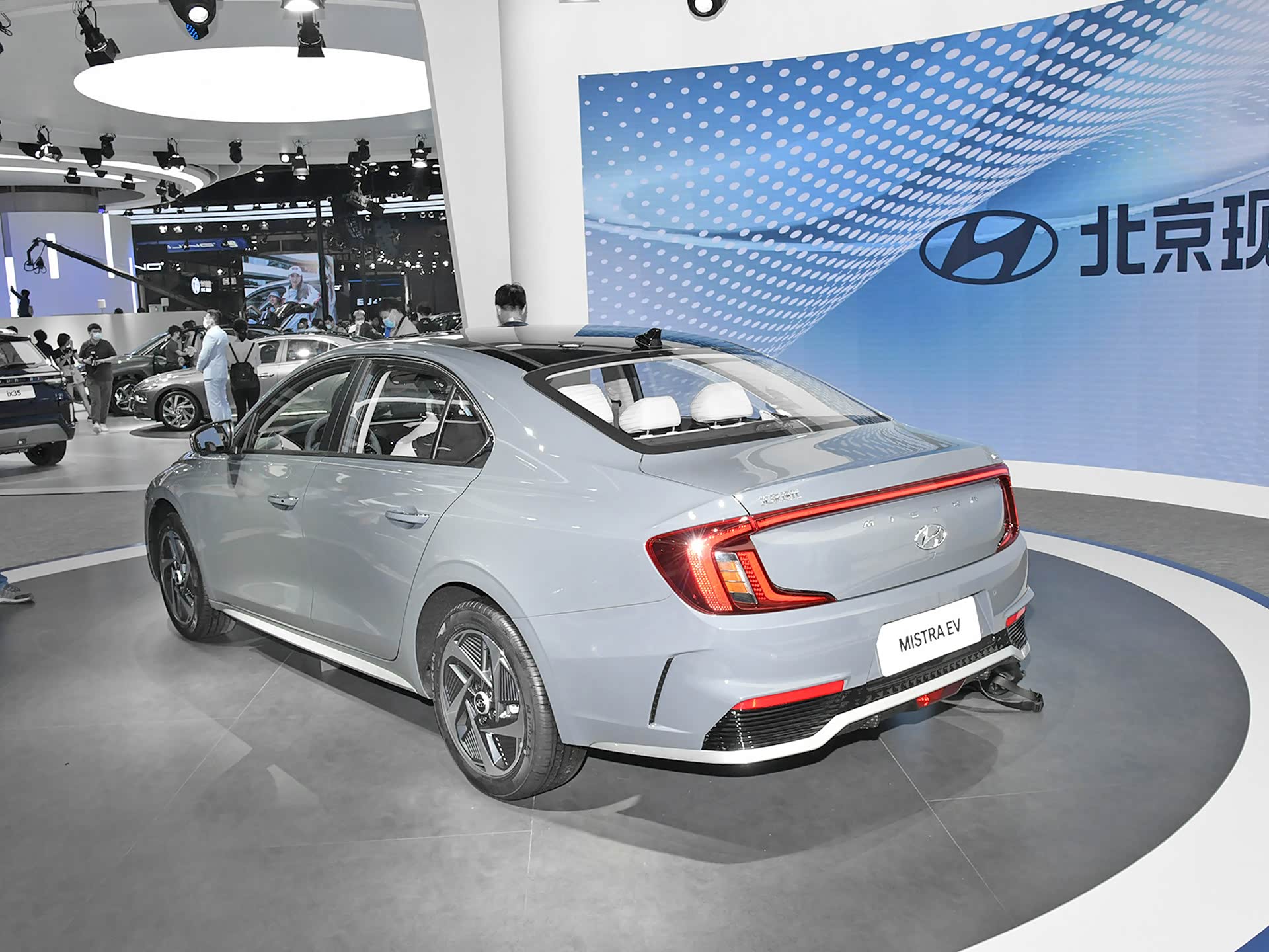 北京现代名图纯电将上市,续航520公里