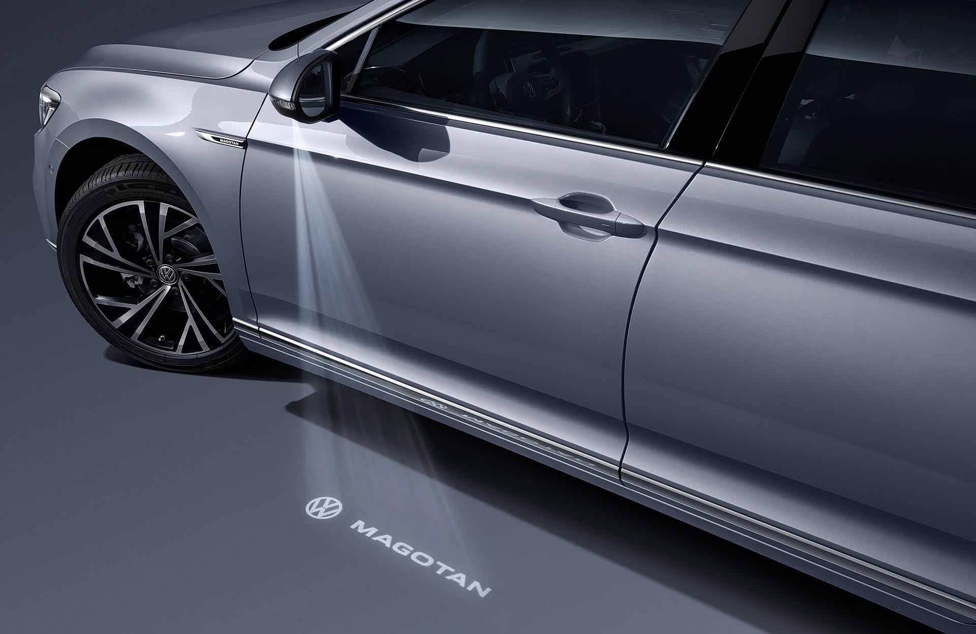 一汽-大众新迈腾很有科技感,dsg撩人