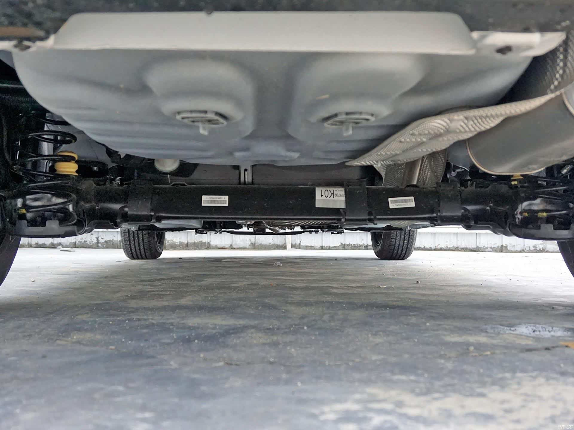 不仅如此,优秀的nvh(噪声,振动与声振粗糙度)和底盘调教,使标致301