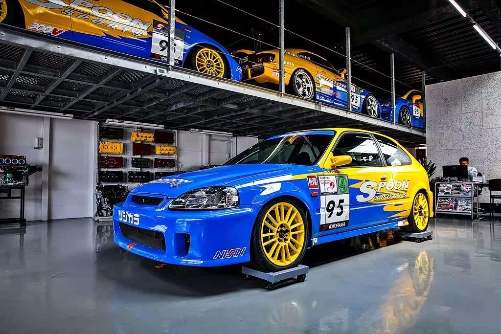 本田粉钟爱的黄蓝配色改装品牌spoon究竟有何魅力