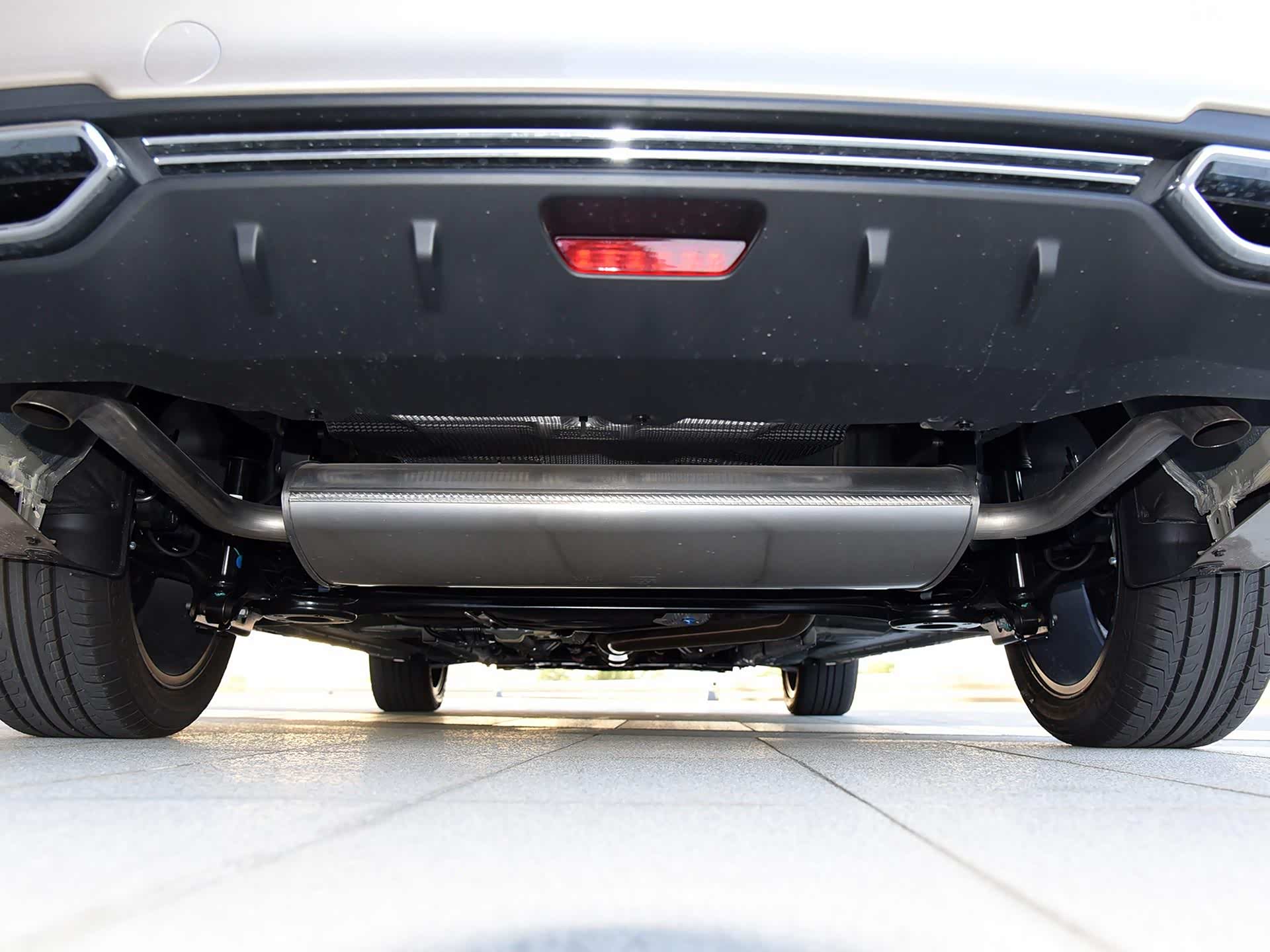 与此同时,优秀的nvh(噪声,振动与声振粗糙度)和底盘调教,使帝豪gl得到