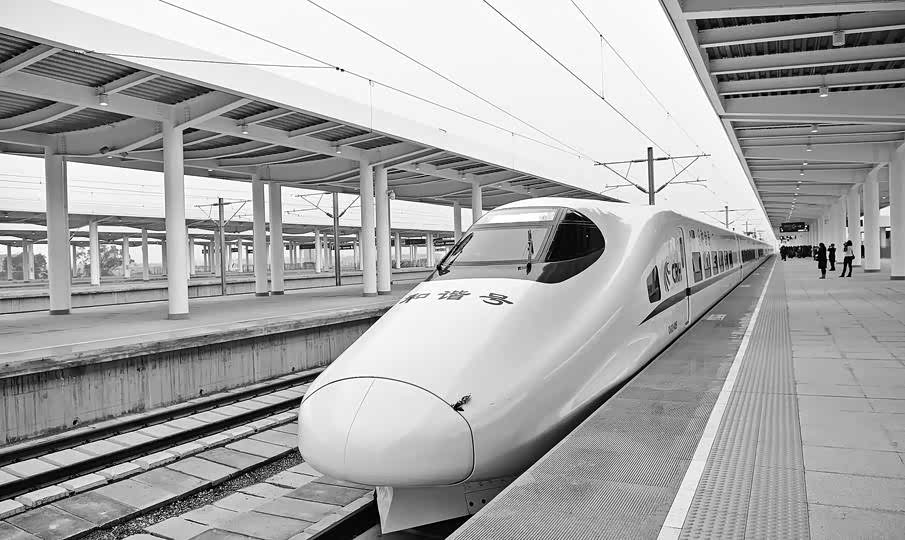 铁路部门对25条城际铁路票价打折优惠,途经贵阳的有