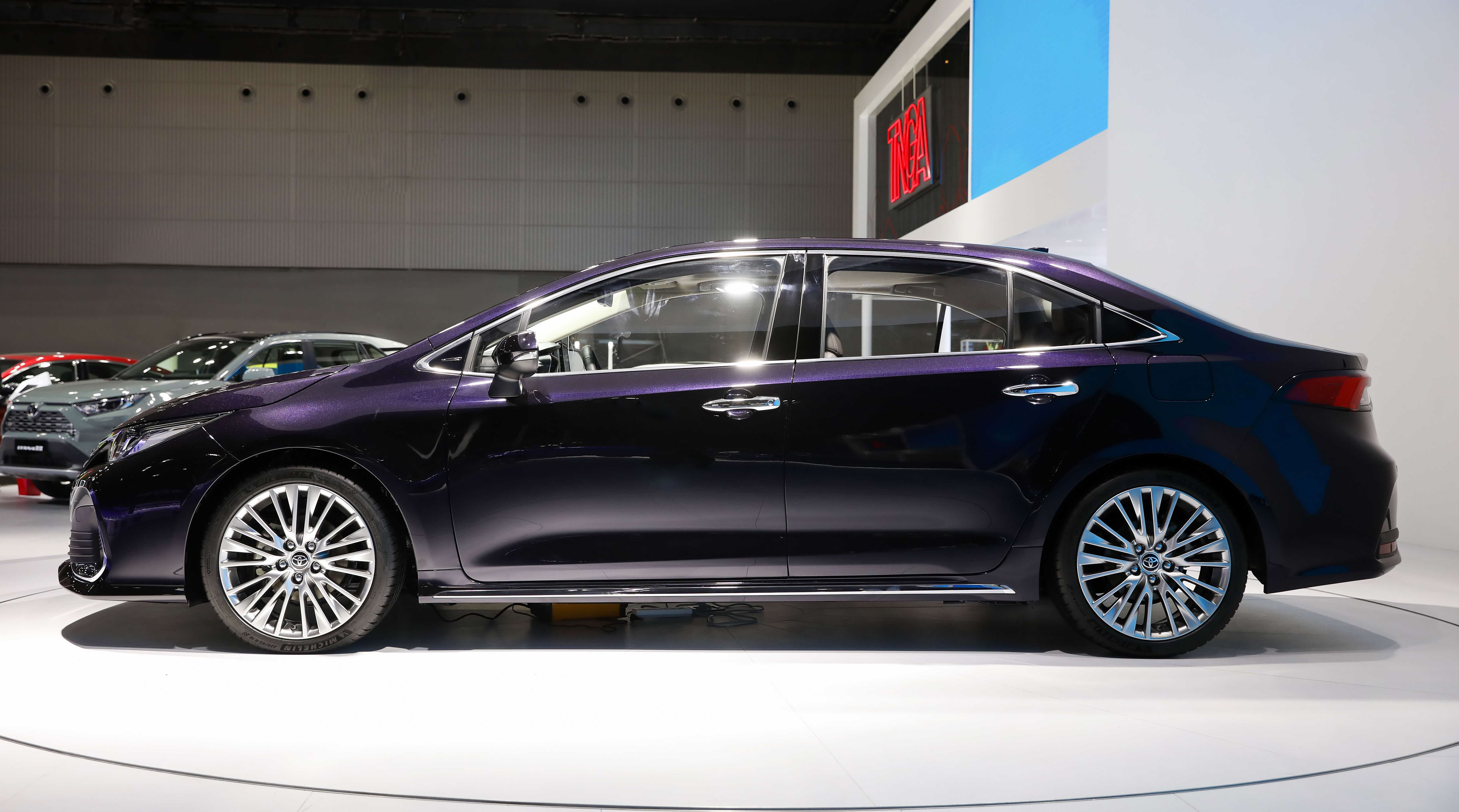 一汽丰田发布tnga新车allion傲澜,网友戏称"小亚洲龙"