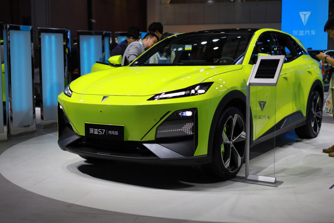 提供三大动力供选择，深蓝S07亮相上海车展！_车家号_发现车生活_汽车之家