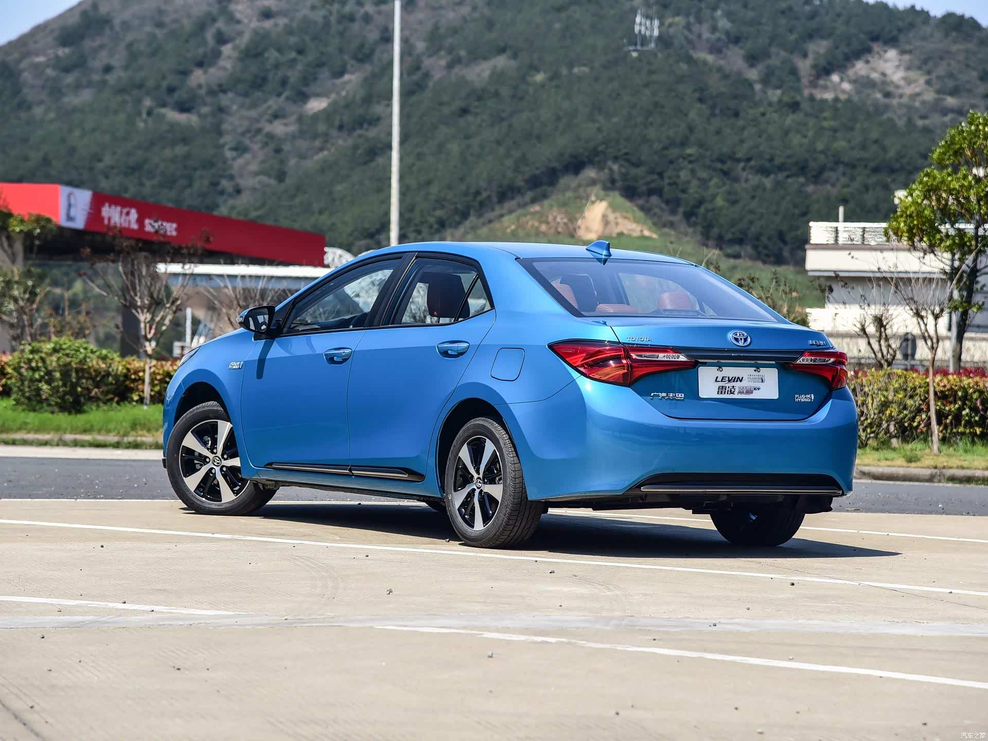 想买台紧凑型车?这款车一定要看