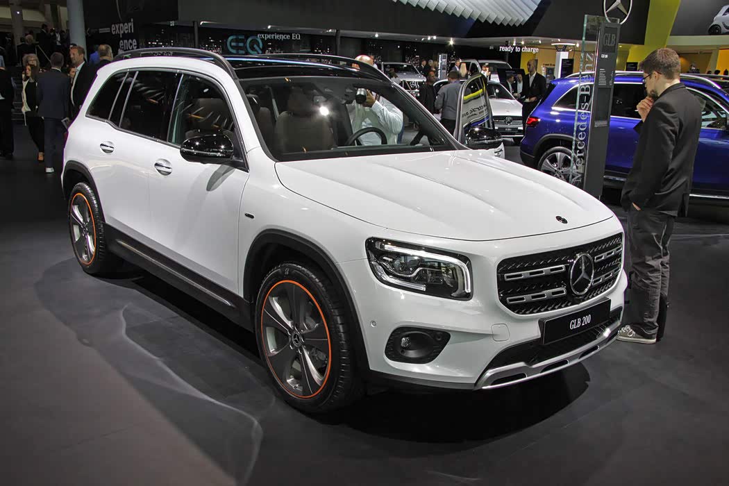 奔驰全新glb正式亮相