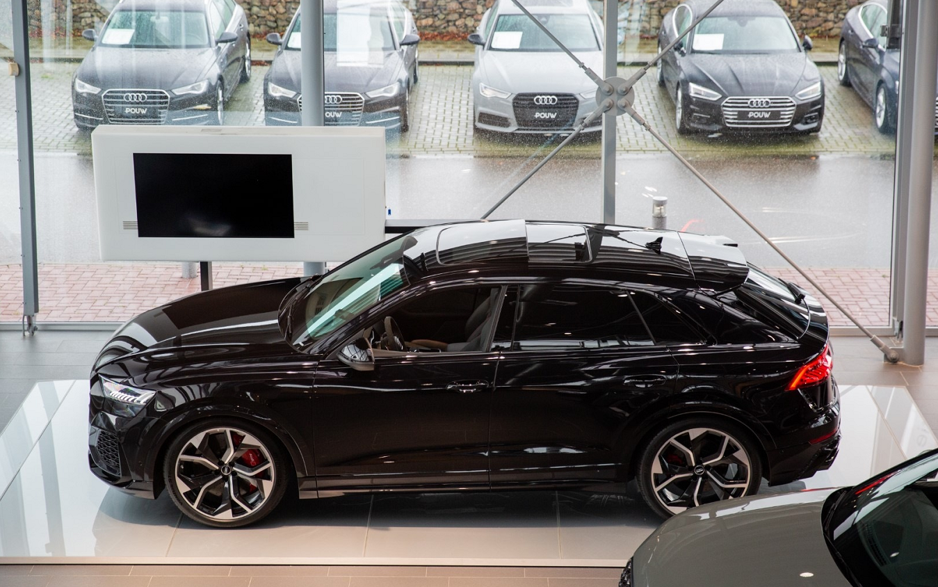 0t v8发动机!全新2020款奥迪rsq8海外实拍!