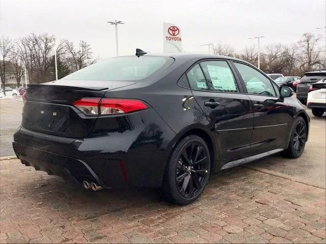 丰田卡罗拉,黑武士,时尚年轻,海外实车