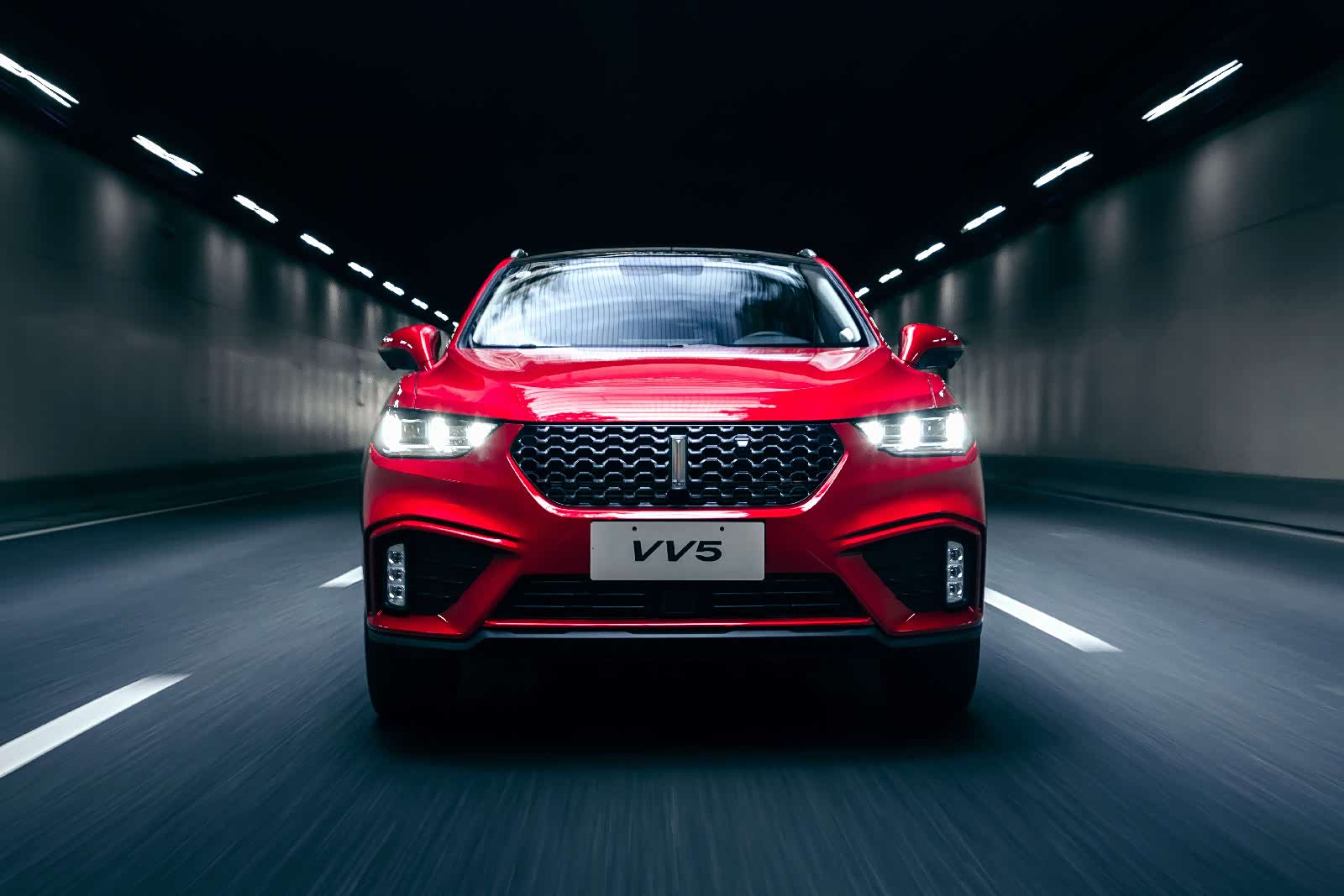 畅聊中国车#试驾新款wey vv5 1.5t:主打年轻化 调整定位再出发