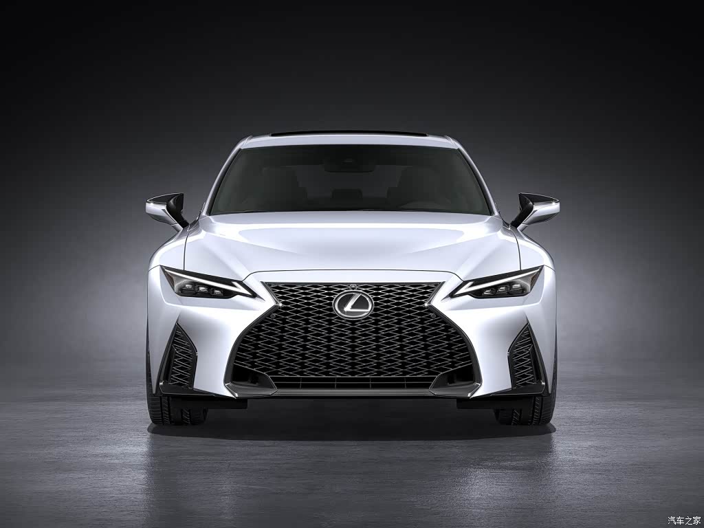 谁说雷克萨斯不运动?咬地鲨雷克萨斯is来袭