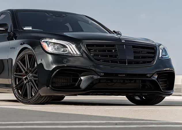 全新奔驰s63 amg 黑武士,性能与豪华的结合体