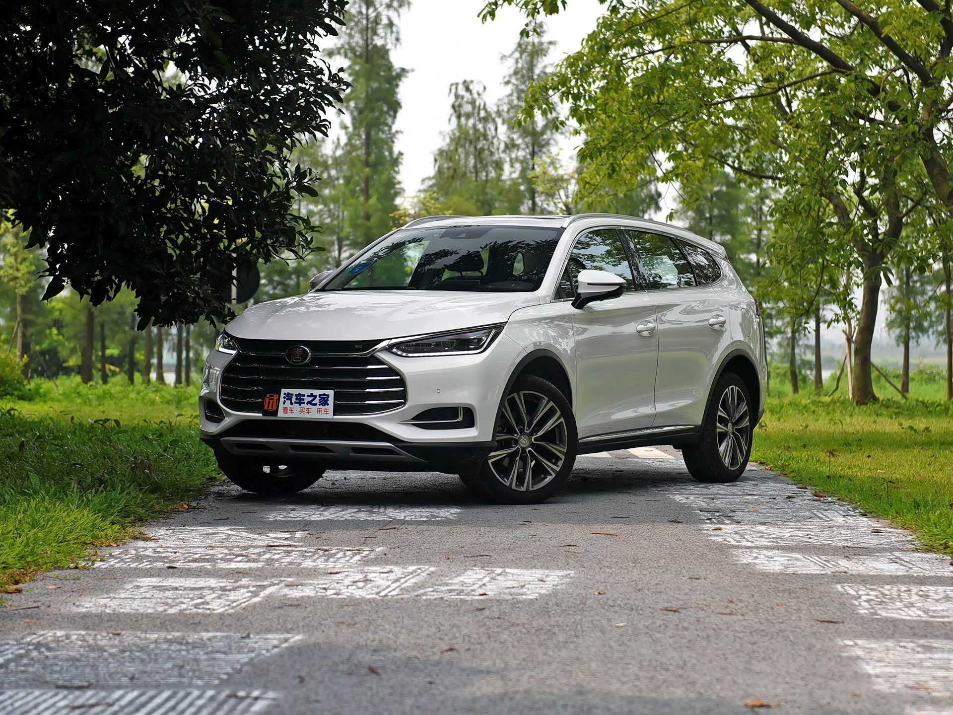 dm顶配接近40万,网友:这价格选宝马x3不香啊_车家号_发现车生活_汽车