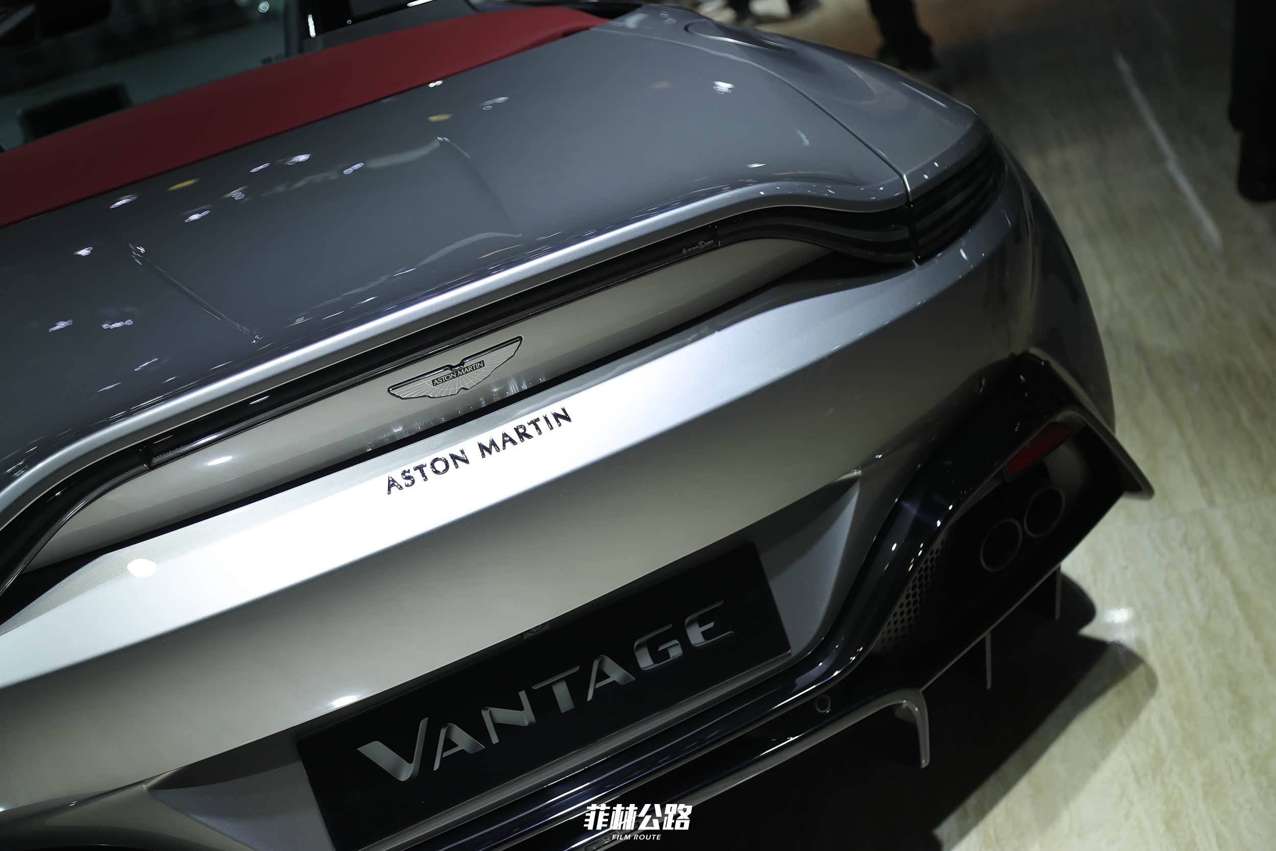 2020北京车展报道阿斯顿马丁v8vantage敞篷版