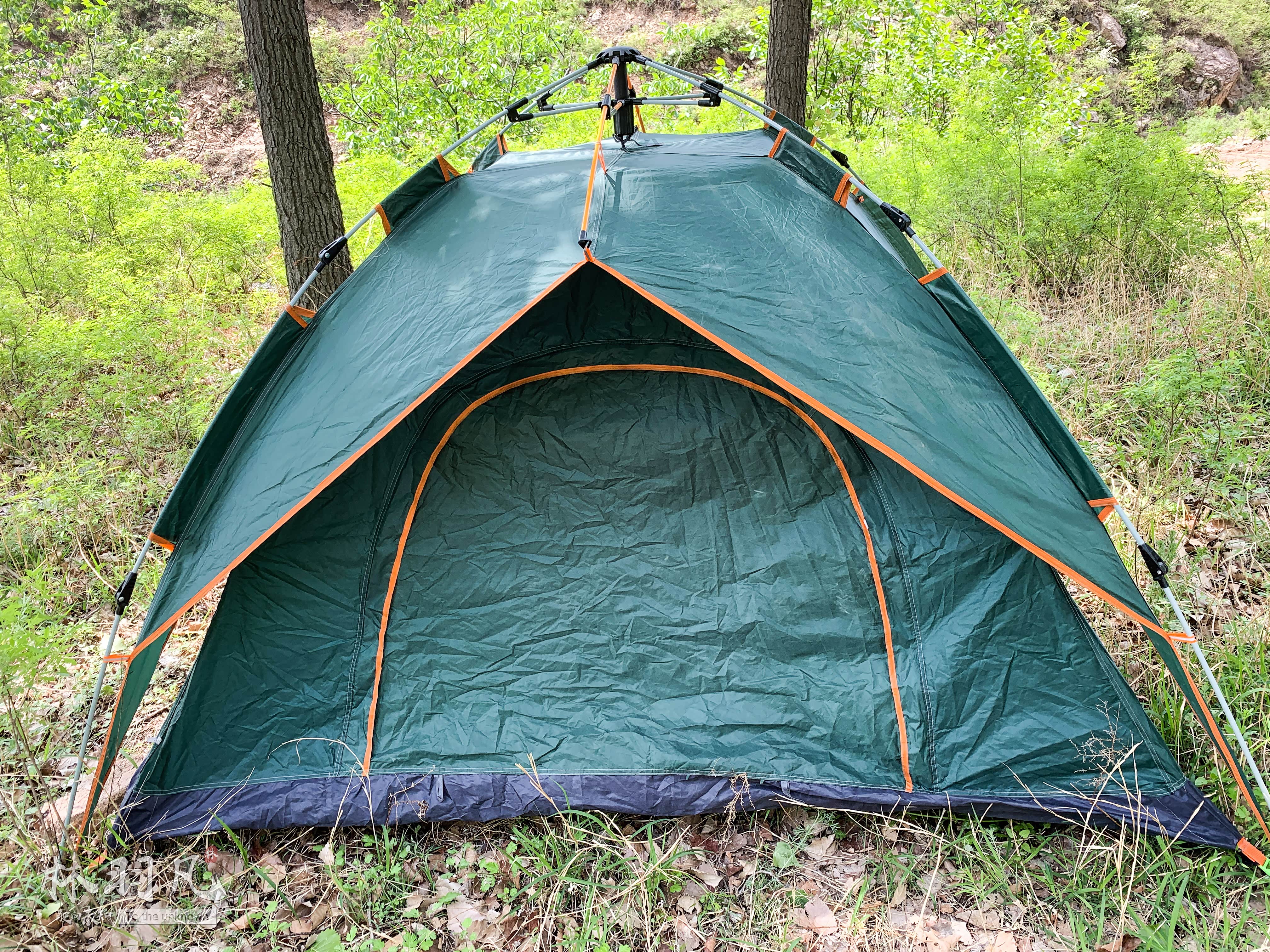 图4 陪伴我多年的三人帐篷