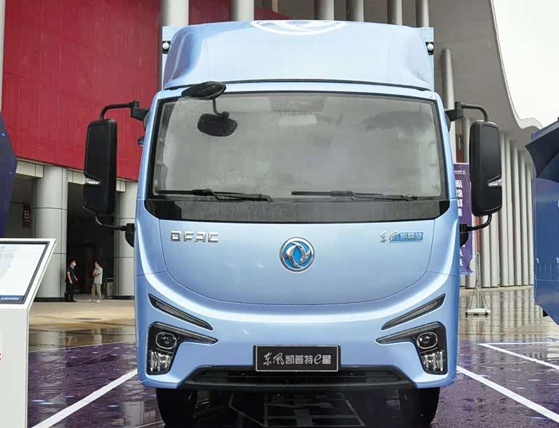 东风汽车股份推出全新战略轻卡 凯普特e星正式上市