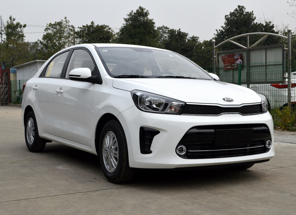 6万多的合资轿车来了,全系at手自一体!起步就带天窗