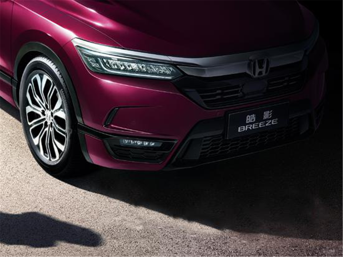 很多网友调侃皓影与幻影,曜影,魅影都是影字辈,买它好像买了一台