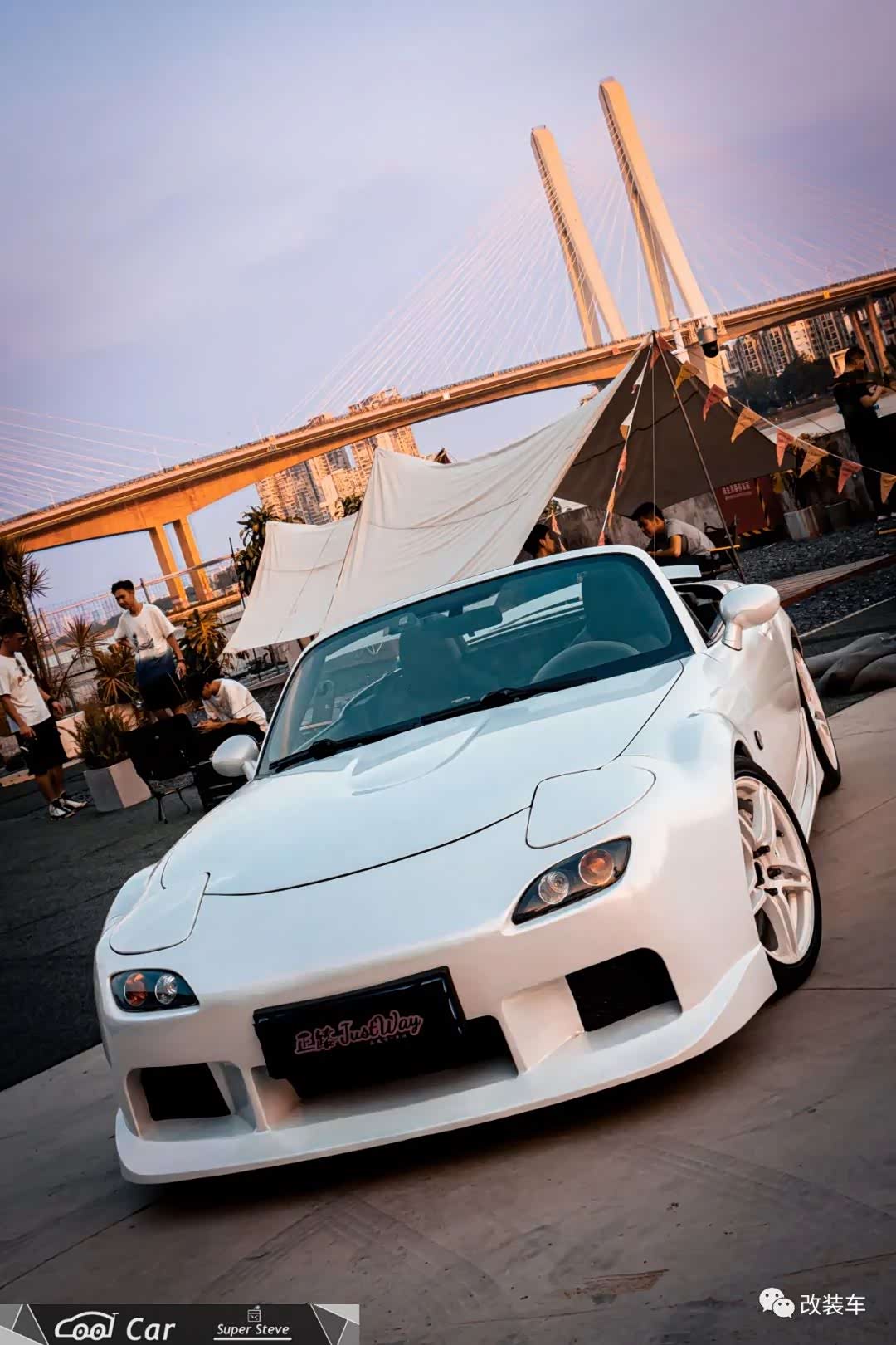 马自达MX-5换上RX-7的前脸与翻灯？这位车主的动手能力是真的强_车家号_发现车生活_汽车之家