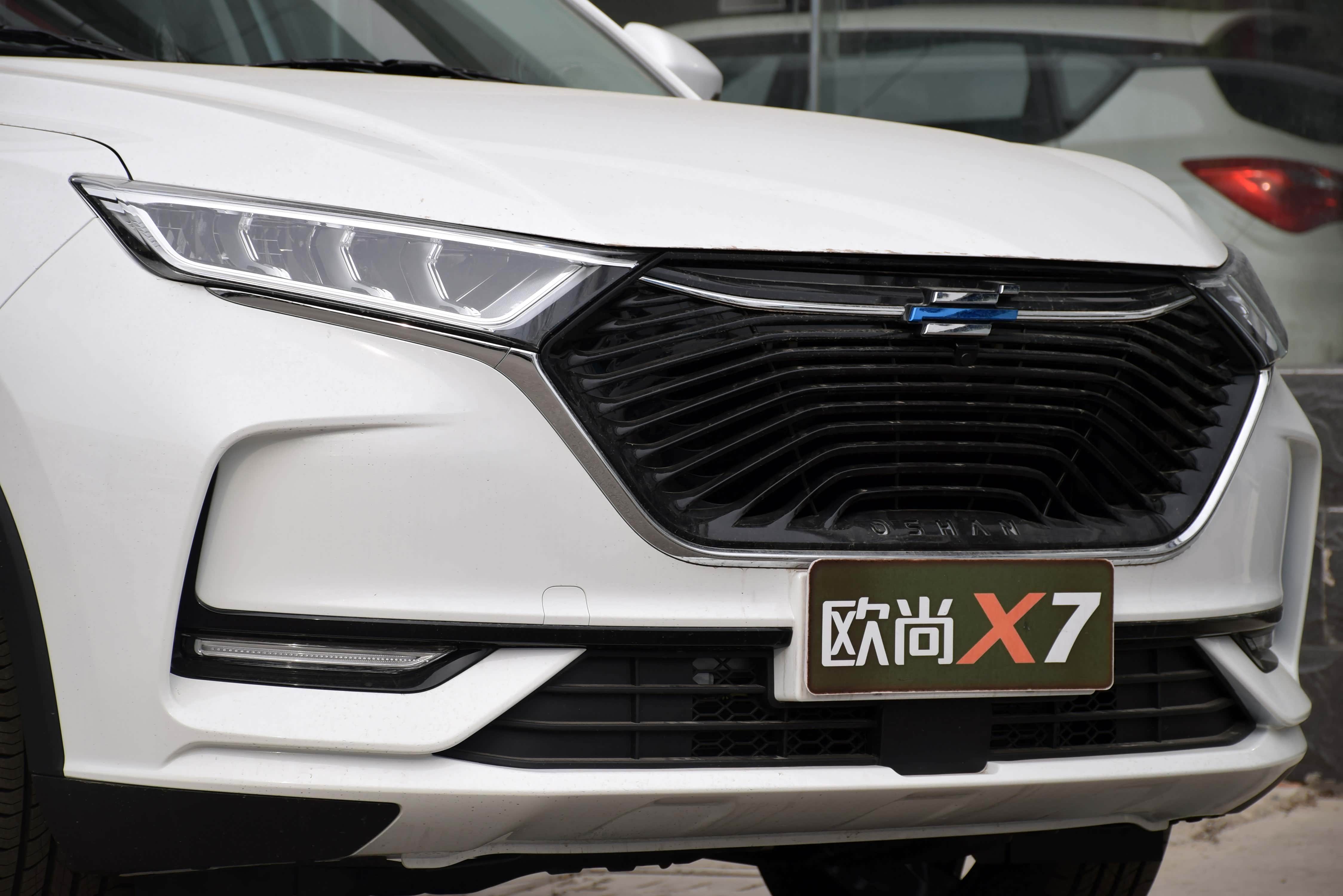 解析导购长安欧尚x7务实之选首推自动尊贵买紧凑型suv别错过