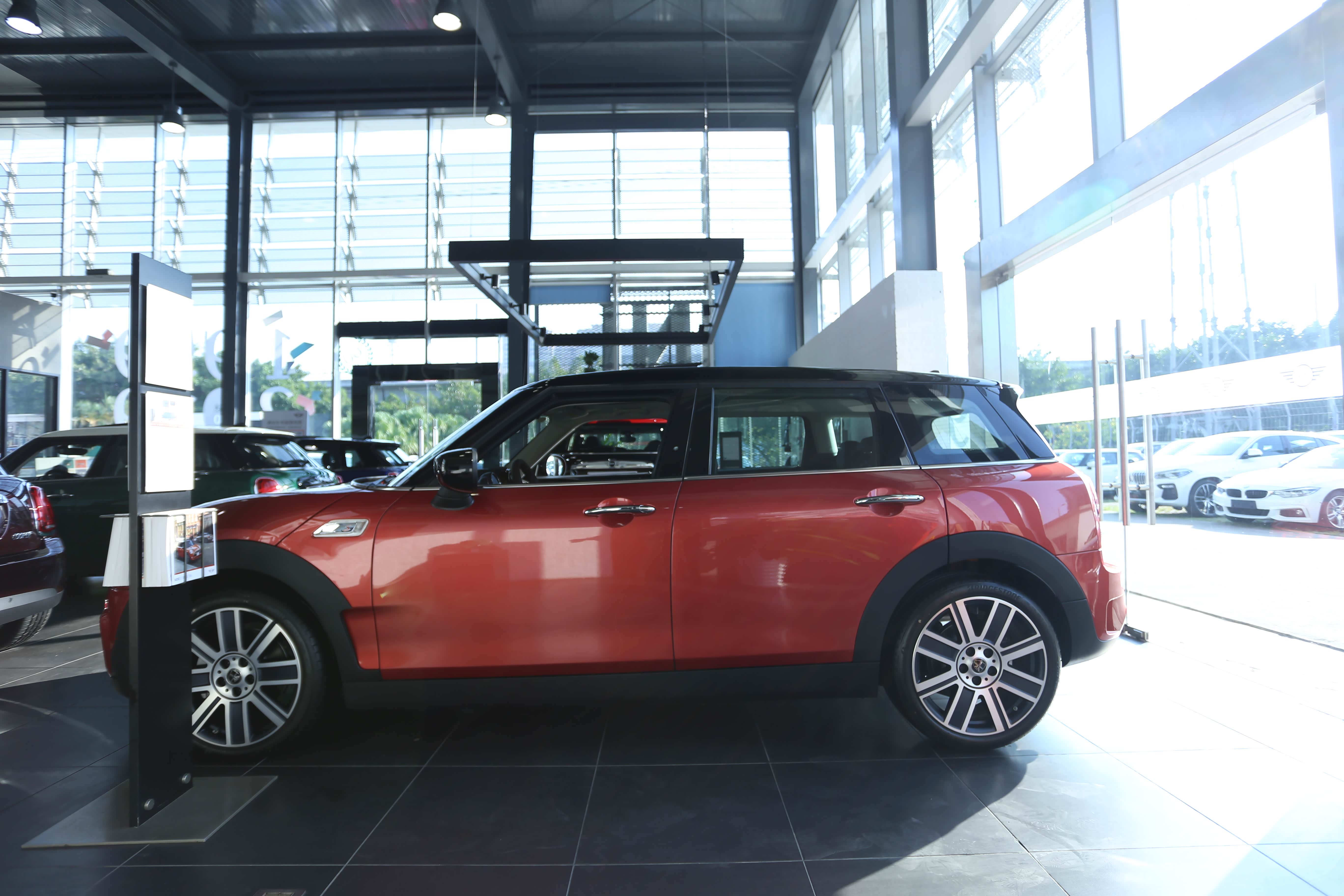 2458万元起新一季miniclubman海口地区到店实拍