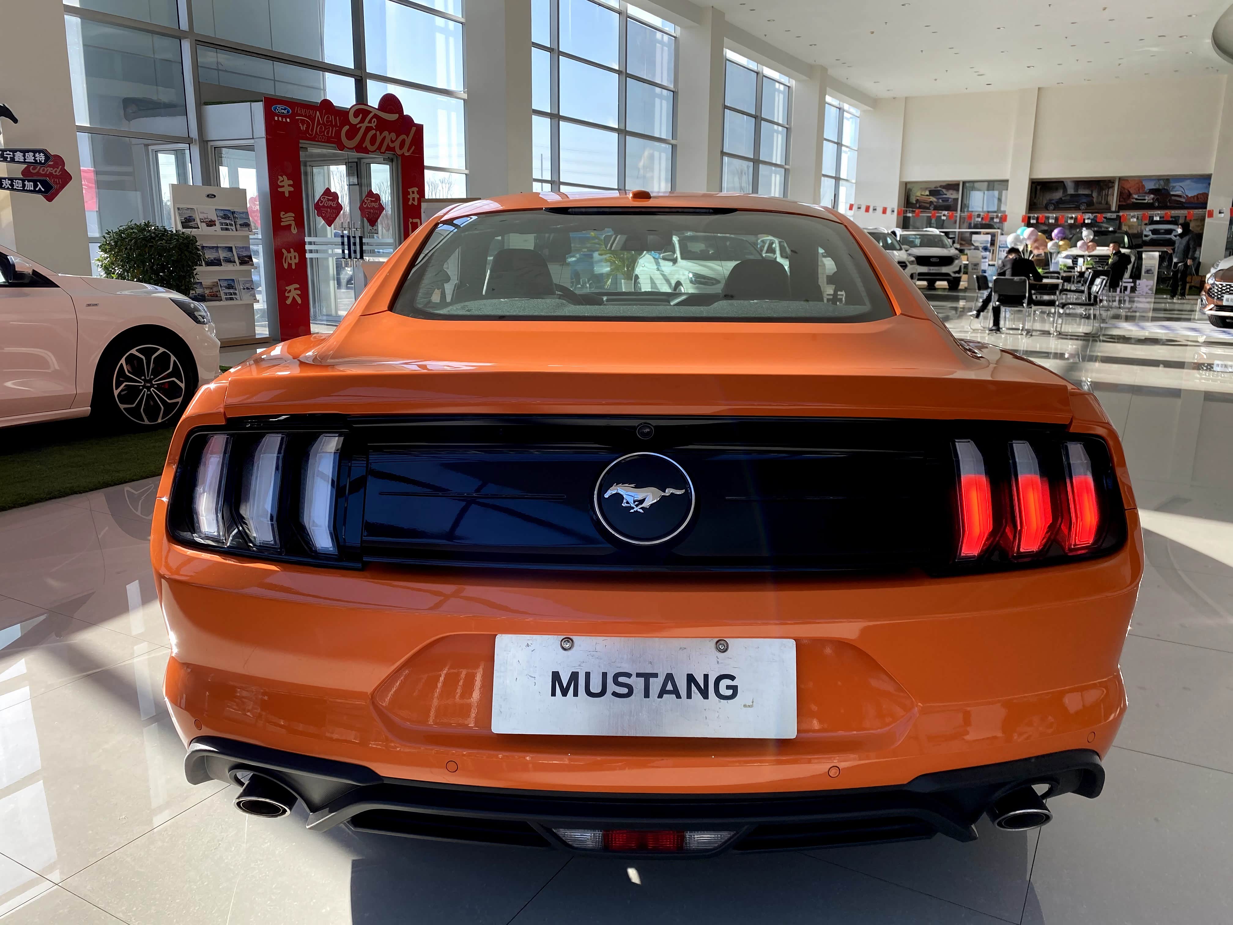 40万内的进口跑车!感受福特mustang(野马)散发的美式经典!