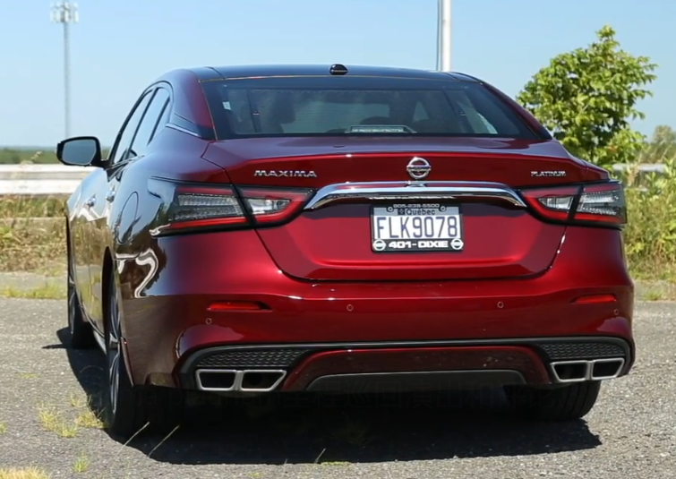 2020款 日产 西玛 platinum,外观看起来还不错!