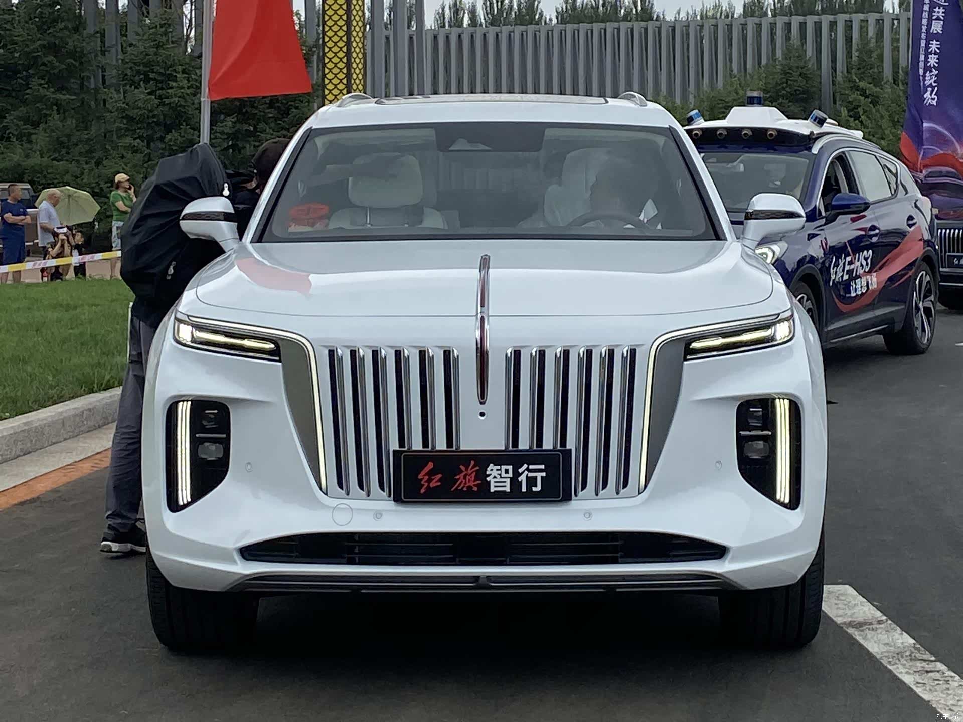 红旗e-hs9实车亮相_车家号_发现车生活_汽车之家