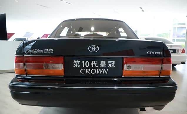 很有情怀的一款丰田经典车!立标抓人眼球,25年发动机没修过